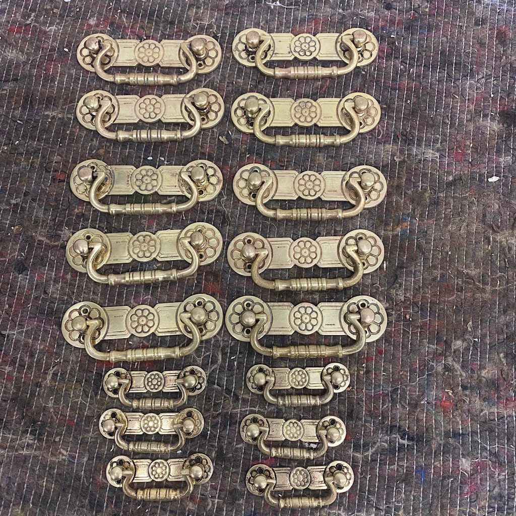 brass handles cleaned